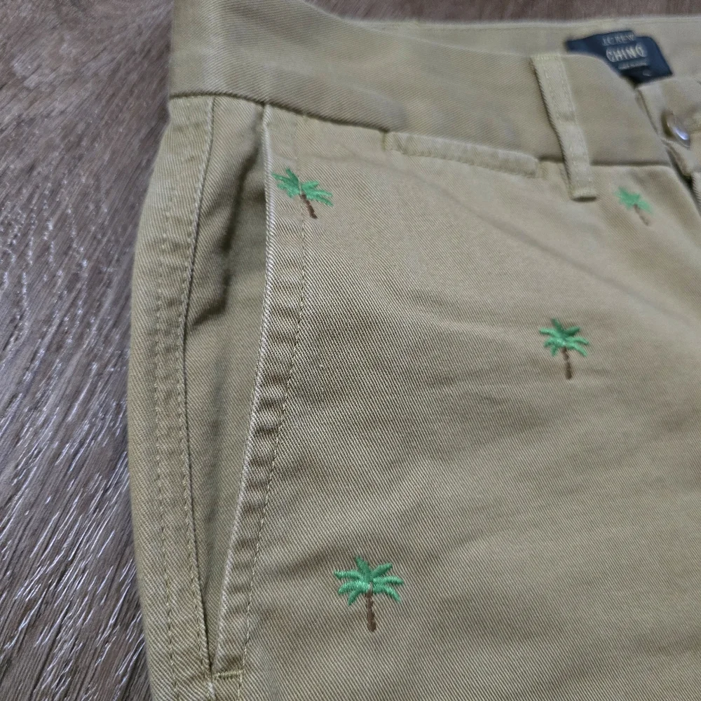 J. Crew Womens‎ Chino Shorts Tan Green Palm Trees Embroidery Size 4